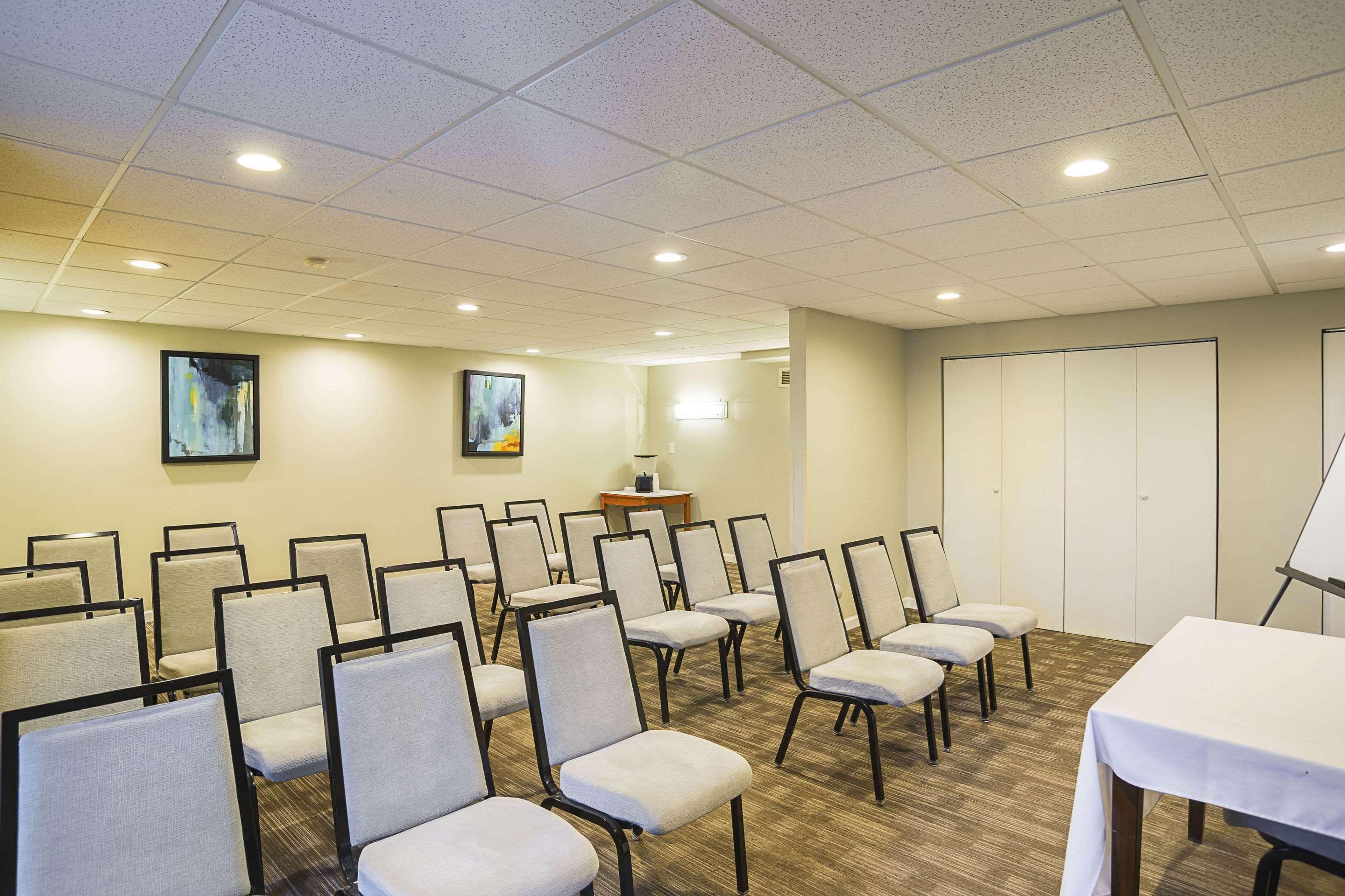 Quality Inn Phoenix North I-17 Exterior photo
