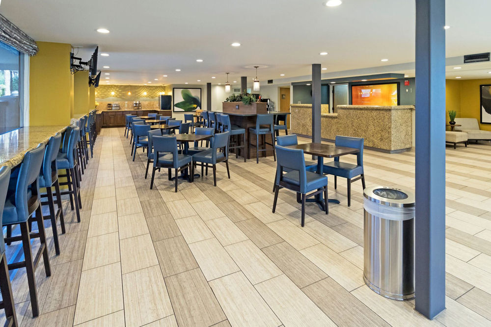 Quality Inn Phoenix North I-17 Exterior photo
