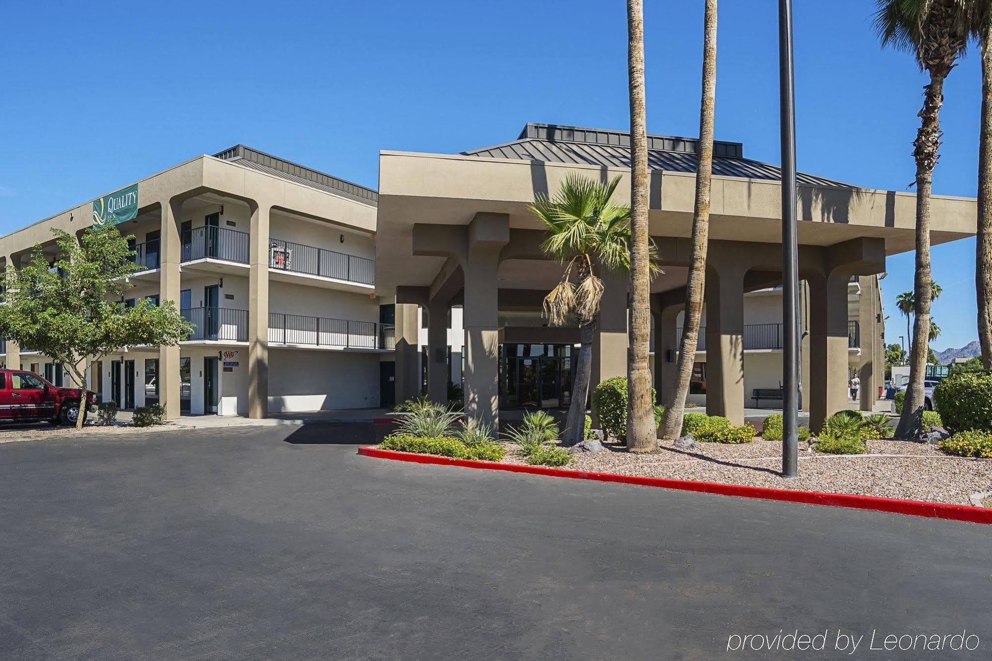 Quality Inn Phoenix North I-17 Exterior photo