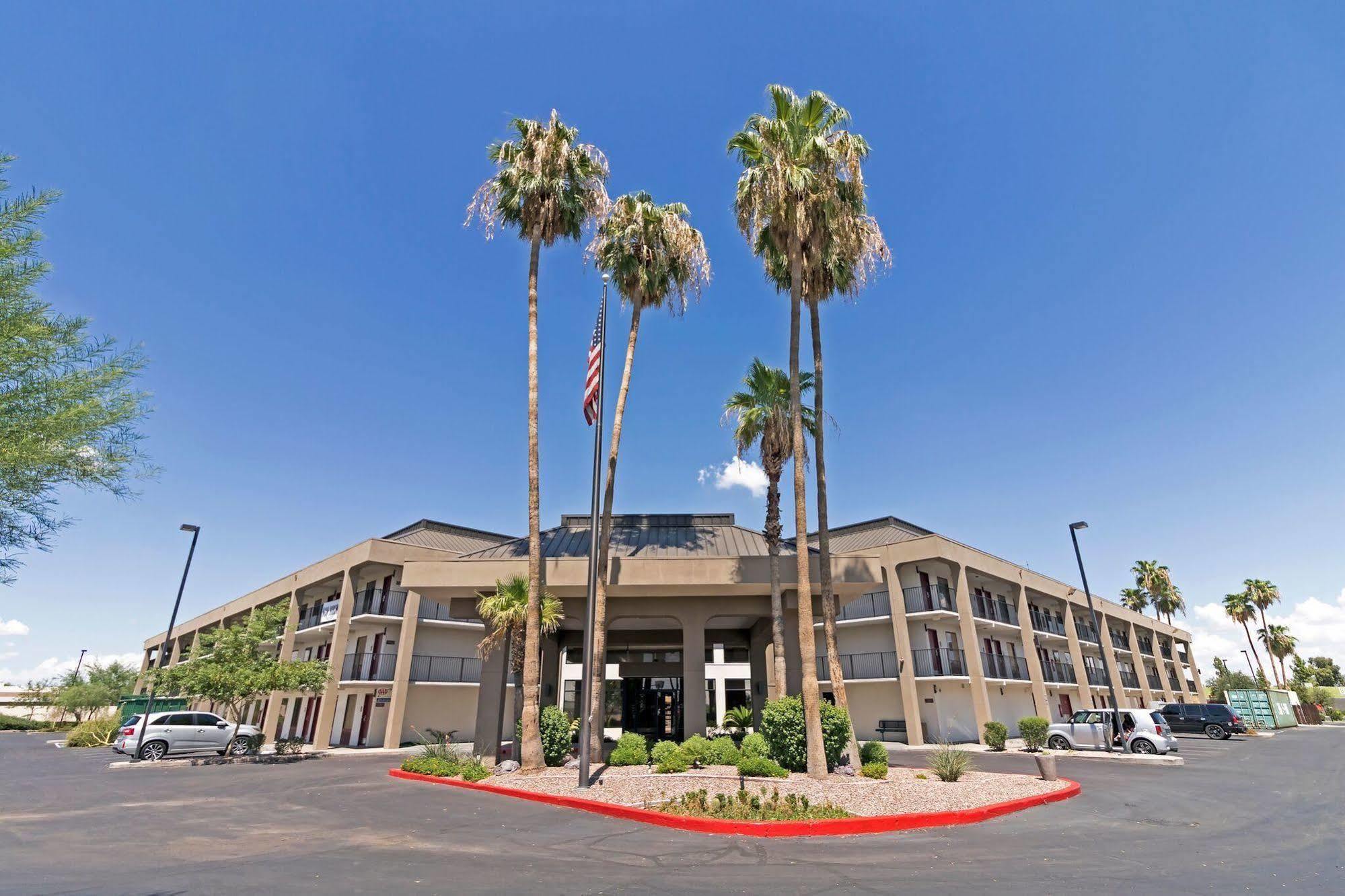 Quality Inn Phoenix North I-17 Exterior photo